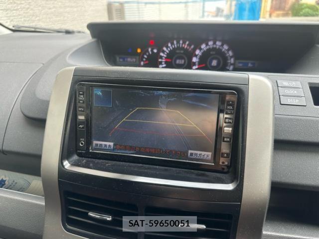 Toyota VOXY 2007-09 7458760-15
