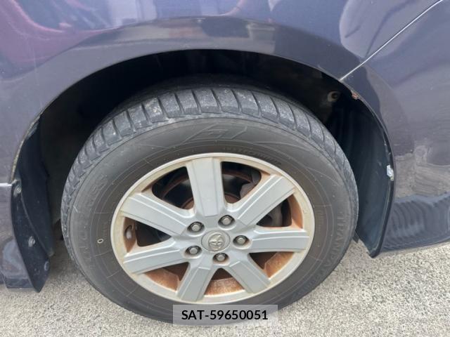 Toyota VOXY 2007-09 7458760-1
