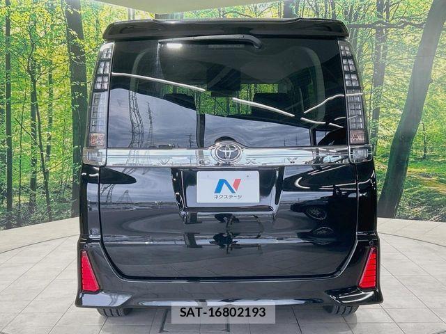 Toyota VOXY 2016-04 7458739-16