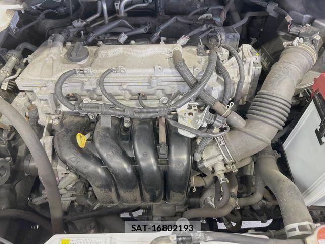 Toyota VOXY 2016-04 7458739-19
