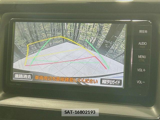 Toyota VOXY 2016-04 7458739-3