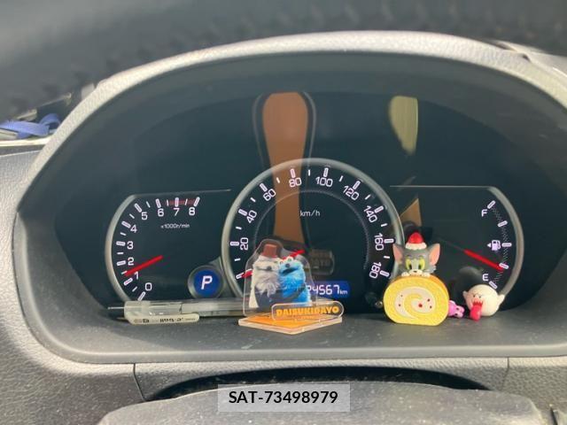 Toyota VOXY 2014-09 7458753-13