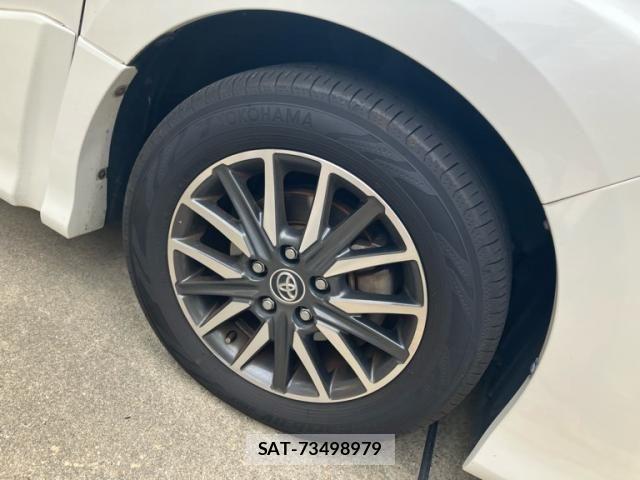 Toyota VOXY 2014-09 7458753-2