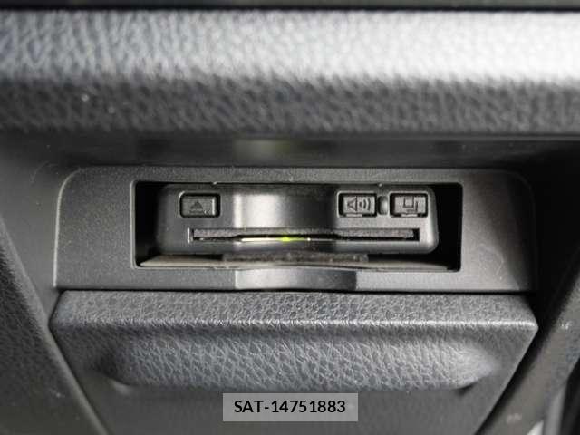 Toyota VOXY 2021-07 7458727-26