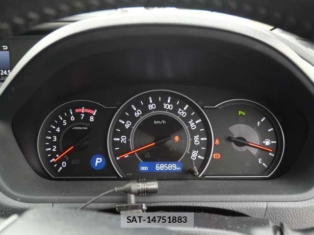 Toyota VOXY 2021-07 7458727-28