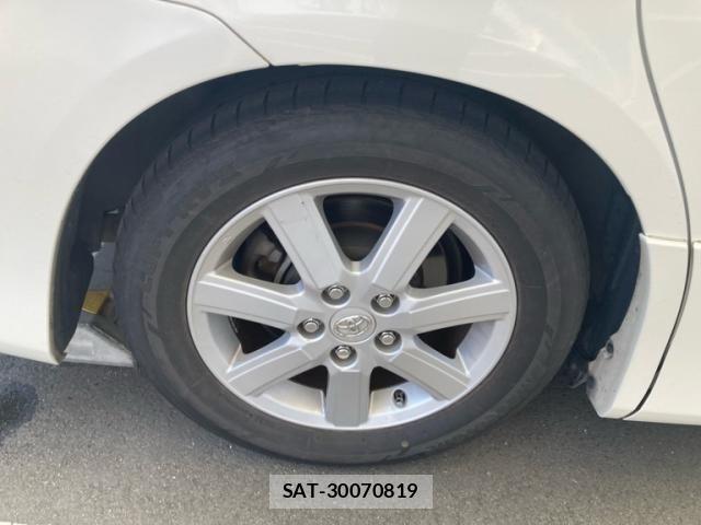 Toyota VOXY 2007-08 7458768-9