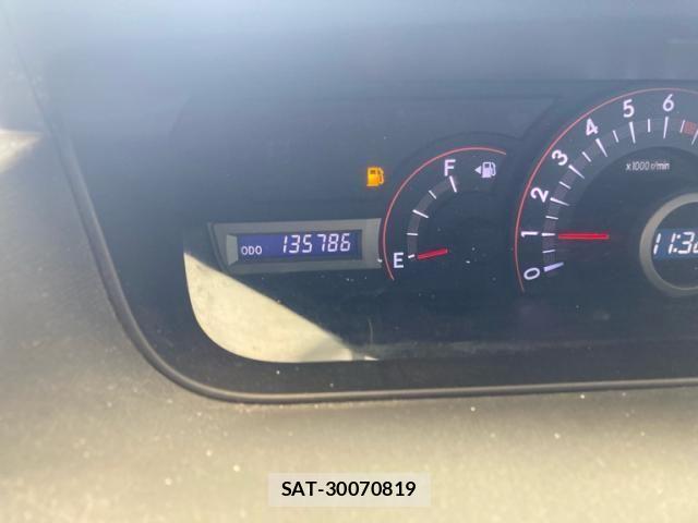 Toyota VOXY 2007-08 7458768-17