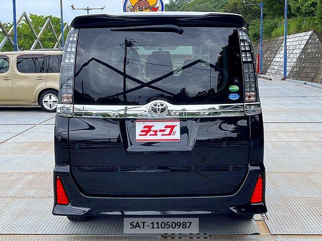 Toyota VOXY 2015-06 7458734-22