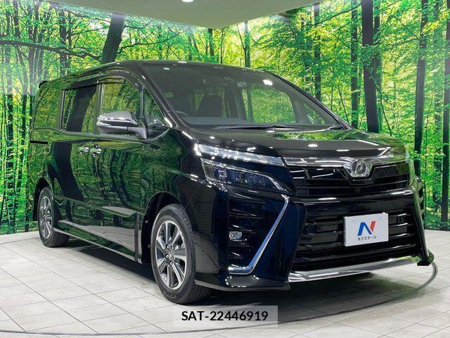 Toyota VOXY 2020-03 7458714-17
