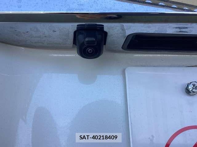 Toyota VOXY 2021-02 7458710-15