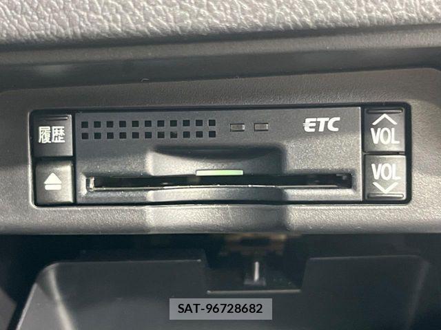 Toyota VOXY 2011-12 7458754-6
