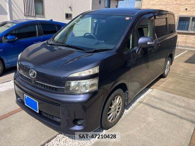 Toyota VOXY 2012-12 7458767-1