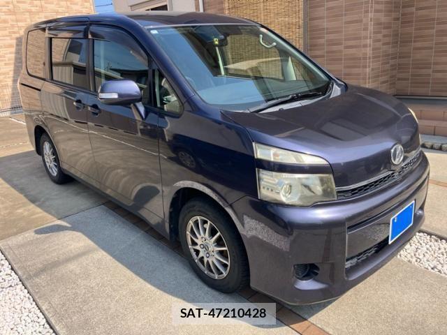 Toyota VOXY 2012-12 7458767-2