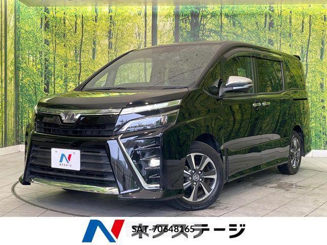 Toyota VOXY 2018-03 7458732-0