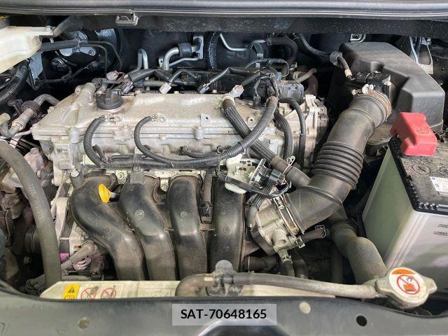Toyota VOXY 2018-03 7458732-18