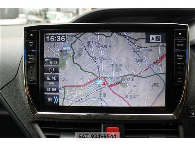 Toyota VOXY 2014-11 7458748-1