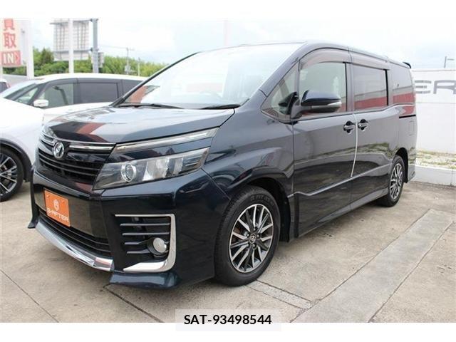 Toyota VOXY 2014-11 7458748-8