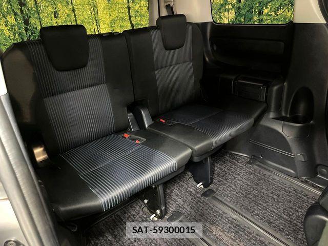 Toyota VOXY 2016-12 7458746-9
