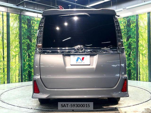Toyota VOXY 2016-12 7458746-15