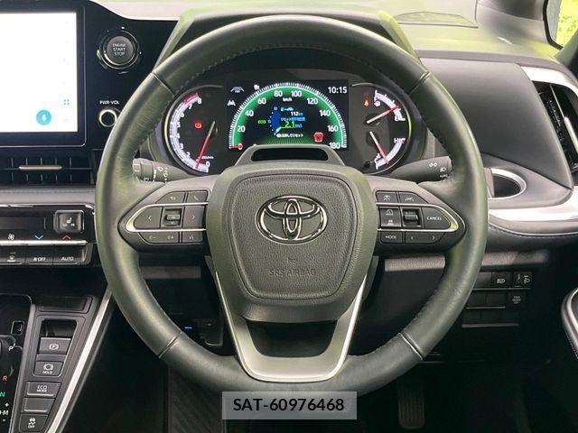 Toyota VOXY 2024-03 7458703-10