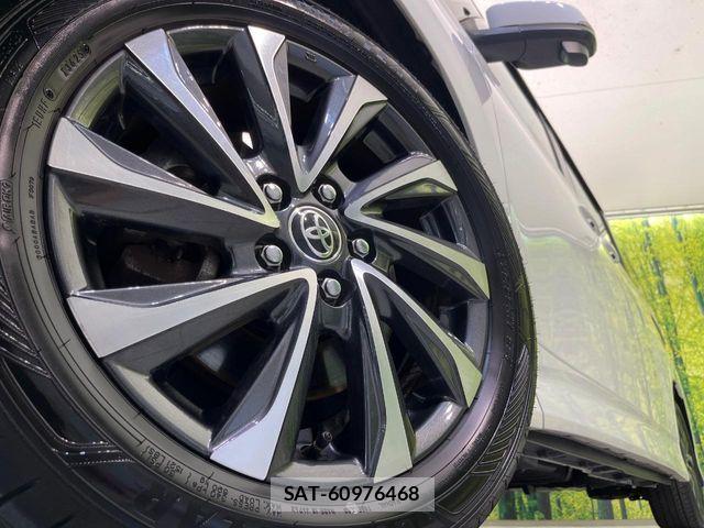 Toyota VOXY 2024-03 7458703-13