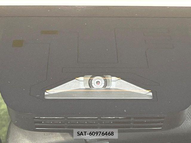 Toyota VOXY 2024-03 7458703-3