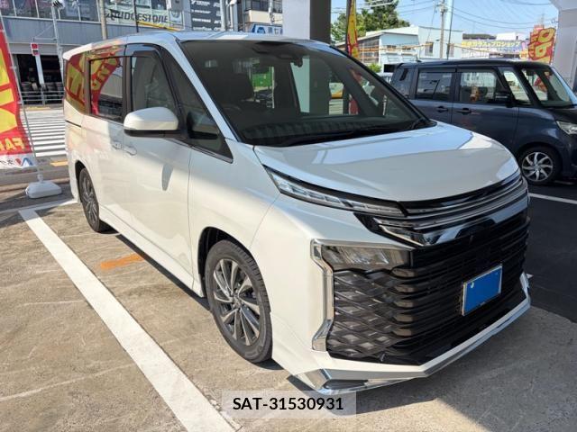Toyota VOXY 2023-06 7458706-0