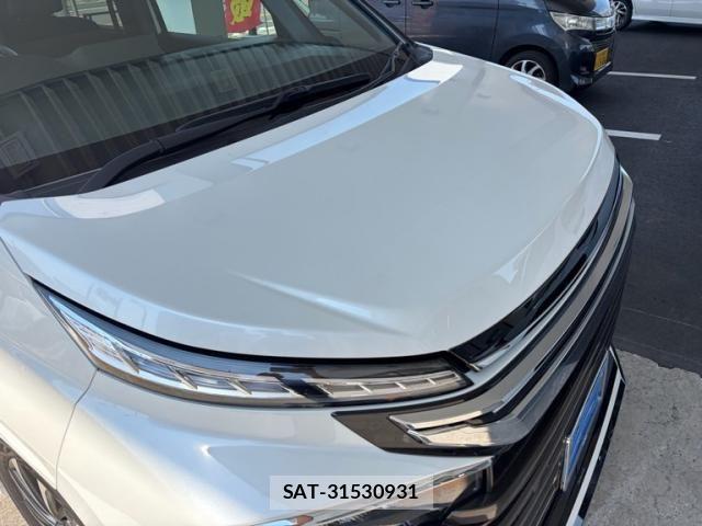 Toyota VOXY 2023-06 7458706-9