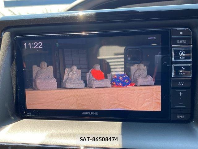 Toyota VOXY 2018-05 7458741-20