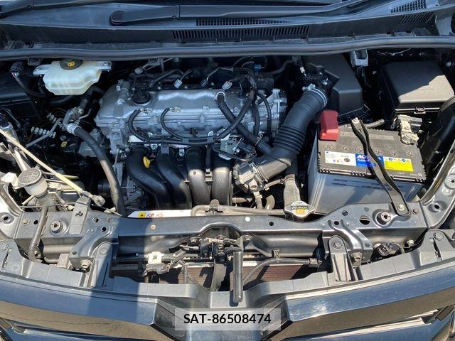Toyota VOXY 2018-05 7458741-28