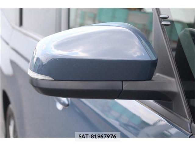 Toyota VOXY 2023-05 7458718-27