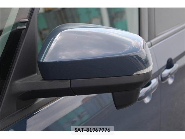 Toyota VOXY 2023-05 7458718-28