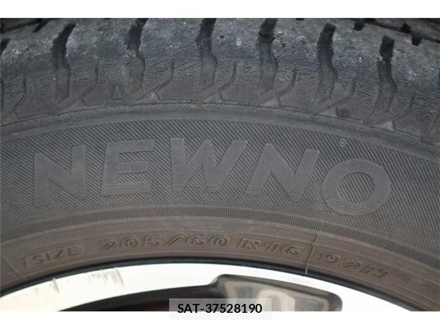 Toyota VOXY 2021-03 7458735-18