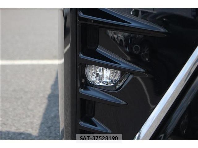 Toyota VOXY 2021-03 7458735-22