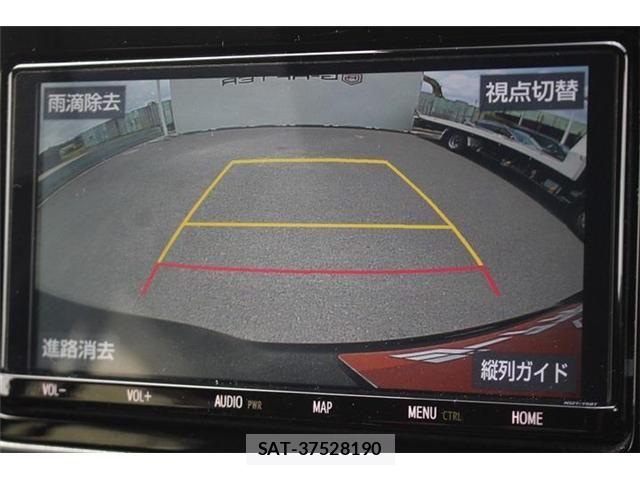 Toyota VOXY 2021-03 7458735-2