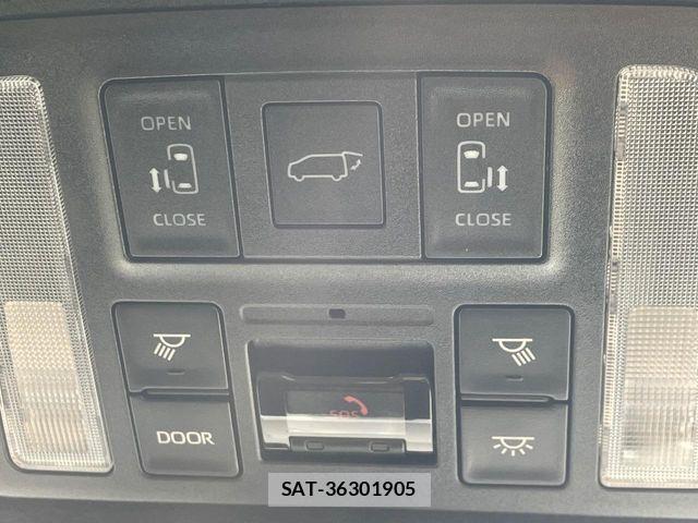 Toyota VOXY 2024-10 7458697-5