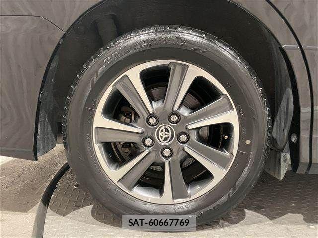 Toyota VOXY 2019-12 7458720-29