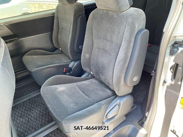 Toyota VOXY 2011-09 7458755-15
