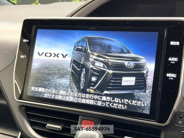 Toyota VOXY 2018-07 7458719-2