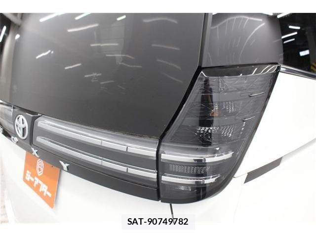 Toyota VOXY 2023-08 7458702-18