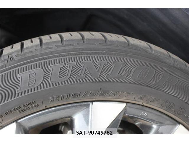 Toyota VOXY 2023-08 7458702-20