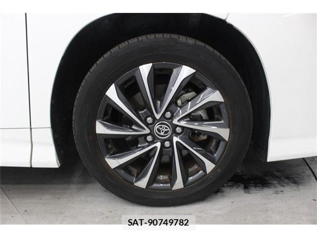 Toyota VOXY 2023-08 7458702-22
