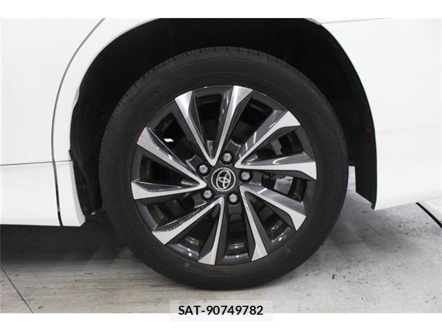 Toyota VOXY 2023-08 7458702-24