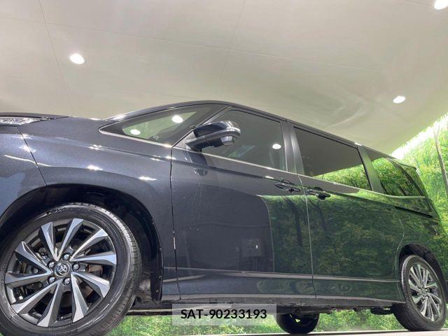 Toyota VOXY 2025-01 7458698-14
