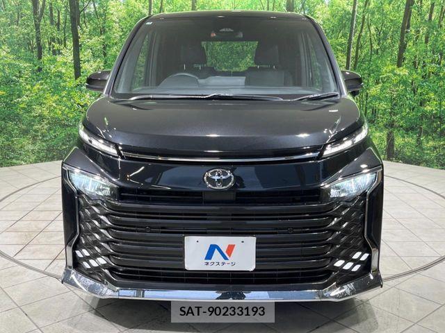 Toyota VOXY 2025-01 7458698-15