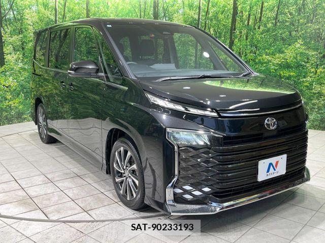 Toyota VOXY 2025-01 7458698-17