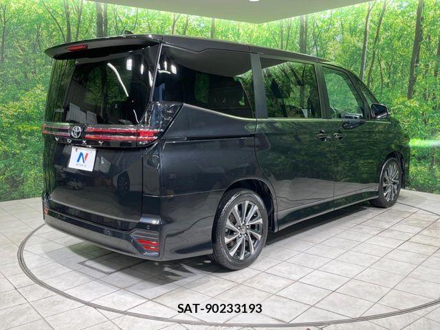 Toyota VOXY 2025-01 7458698-18