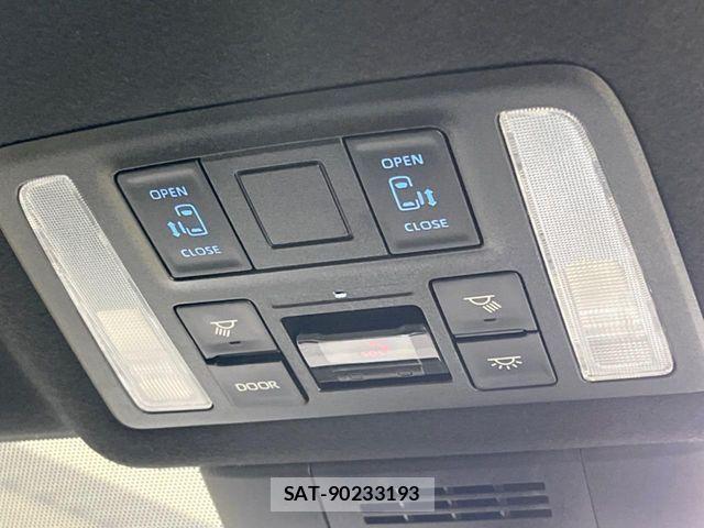 Toyota VOXY 2025-01 7458698-5