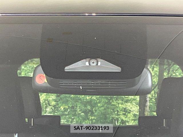 Toyota VOXY 2025-01 7458698-6