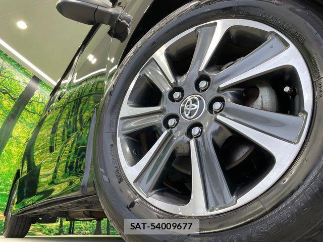 Toyota VOXY 2019-07 7458716-14